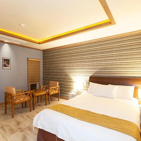 Sahara Hotel Чеджудо Экстерьер фото