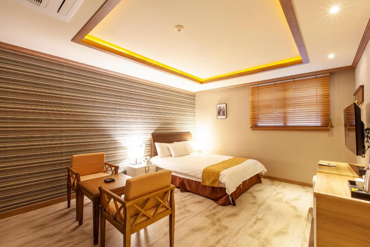 Sahara Hotel Чеджудо Экстерьер фото