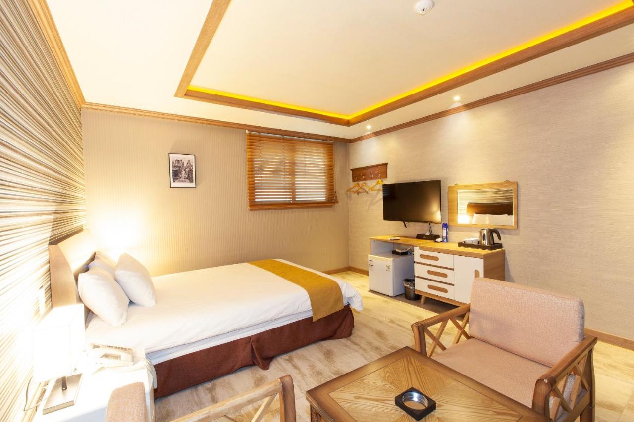 Sahara Hotel Чеджудо Экстерьер фото